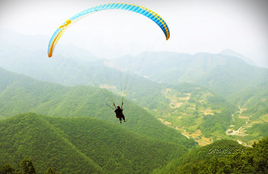 The Ultimate Guide to Paragliding in Korea